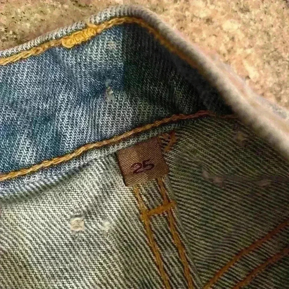 Carmar Button Fly Distressed LF jeans - Picture 4 of 4